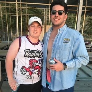 Meet your Posher, Drew